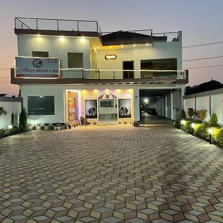 Sumedha G Village Resort And Spa Raiwala Екстериор снимка
