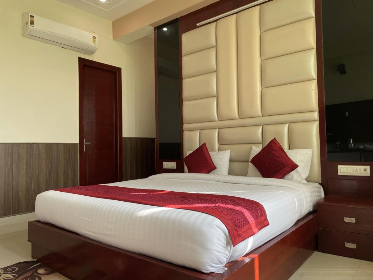 Sumedha G Village Resort And Spa Raiwala Екстериор снимка