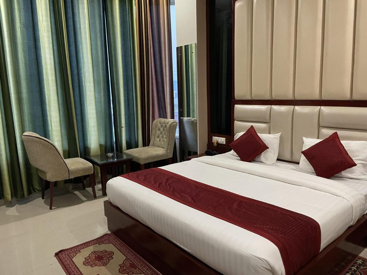 Sumedha G Village Resort And Spa Raiwala Екстериор снимка