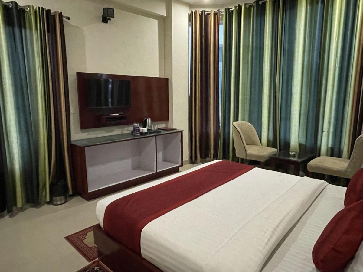 Sumedha G Village Resort And Spa Raiwala Екстериор снимка